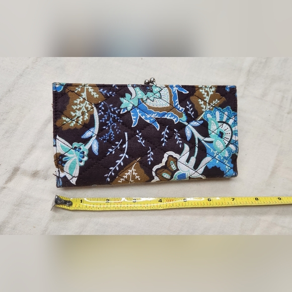 Floral Patterned Clutch, Wallet - Picture 4 of 6